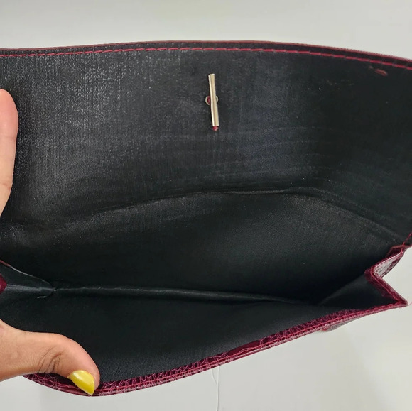 Faux Snake Skin Envelope Wine Color Hand Bag Thin Purse Loop Closure Wallet - Picture 4 of 14